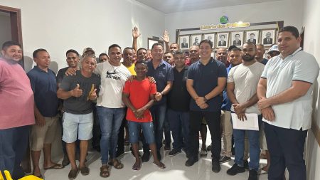 Prefeito Aderson Filho realiza reuniões estratégicas para organização dos serviços municipais